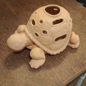 Terra cotta turtle. 818S6
